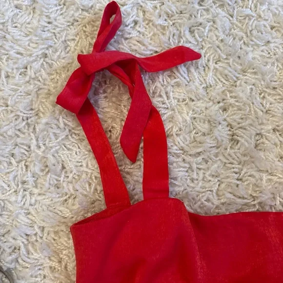 Superdown Red Shiny Tie-Strap Bodysuit excellent cond size SX - Picture 2 of 3